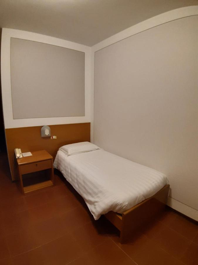 Hotel Ristorante Centrale Vestone Kamer foto